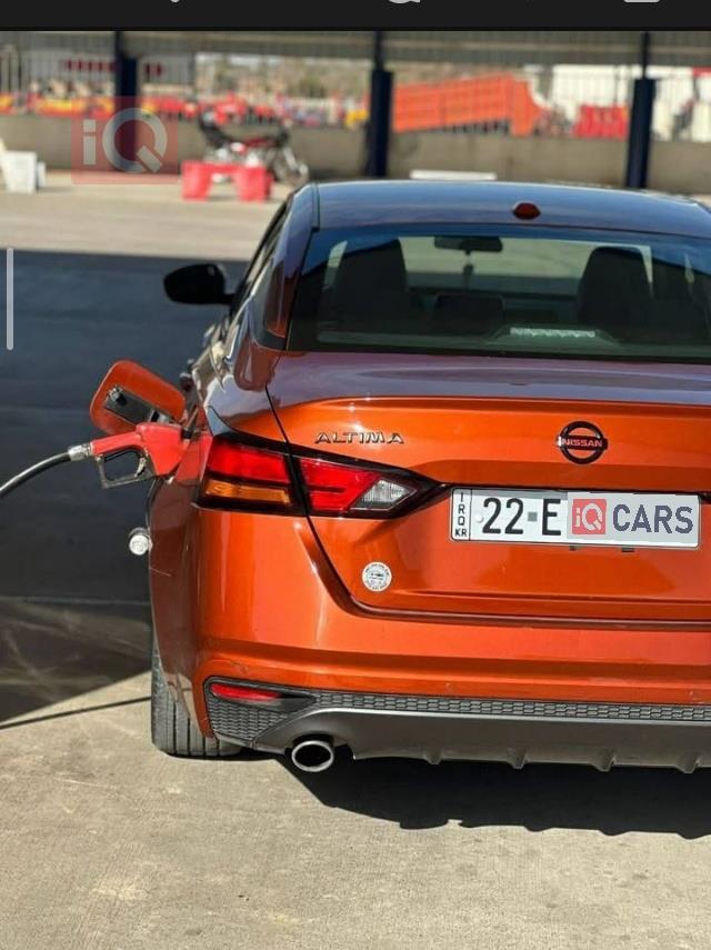 نيسان ألتيما